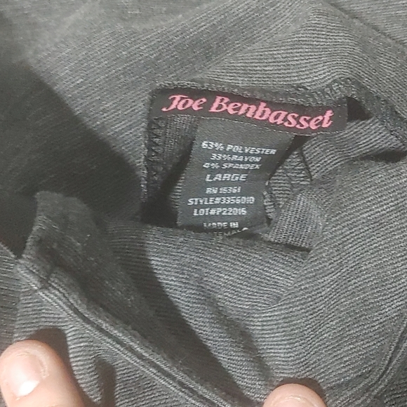 Joe Benbasset - Picture 4 of 4